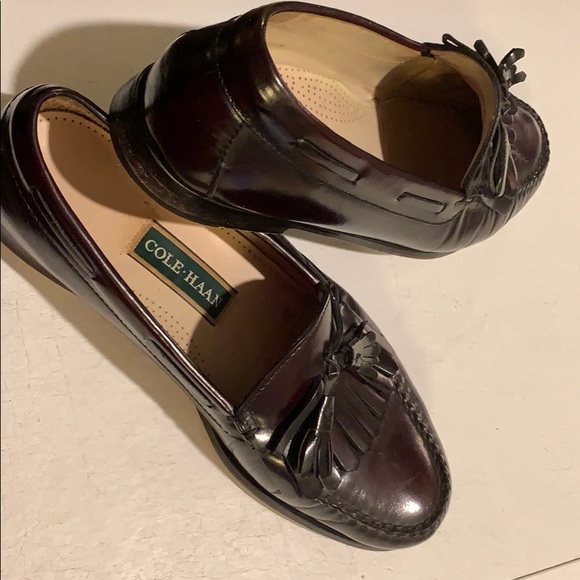 Cole Haan Other - #SOLD#COLEHAAN DK BURGUNDY PINCHED TASSELFRINGE …
